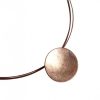 GEMSHINE Damenhalskette in hochwertiger Mattverarbeitung, 925 Silber rose vergoldet. Runder Designer Anhänger mit Kette. Made in Madrid / Spanien. Im eleganten Schmucketui mit Geschenkverpackung – Bild 3