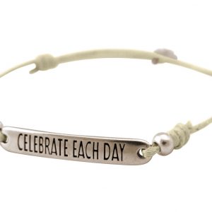 Gemshine - Damen - Armband - Gravur - CELEBRATE EACH DAY - Silber - Nude