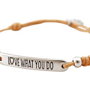 Gemshine - Damen - Armband - Gravur - LOVE WHAT YOU DO - Silber - Hellkoralle - Rose