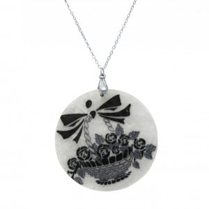 Gemshine - Damen - Halskette - Anhänger - Medaillon - Perlmutt - FLOWER BASKET - 925 Silber - Schwarz - Weiß - 5 cm