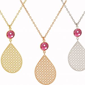 GEMSHINE Halskette mit Mandala und Rubin Quarz. Anhänger aus Silber, vergoldet oder rose an 45cm Kette. Made in Madrid / Spanien. Im elden Geschenketui geliefert.