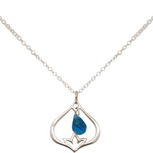 GEMSHINE Damenhalskette aus 925 Silber mit YOGA Lotusblume und Blautopas Quarz. Edelstein hervorragender Qualität und Farbe. Made in Madrid / Spanien. Im eleganten Schmucketui mit Geschenkverpackung.