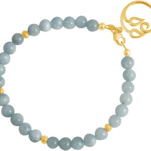 GEMSHINE Damenarmband aus hochwertig vergoldetem 925 Silber mit YOGA Lotusblume und Aquamarinen hervorragender Qualität. Made in Madrid / Spanien. Im eleganten Schmucketui mit Geschenkverpackung.