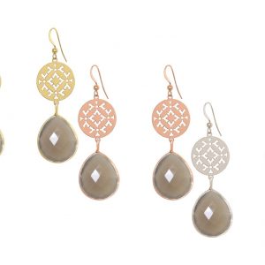 GEMSHINE Damenohrringe mit Mandalas und grauen Achat Edelsteinen hervorragender Qualität. Ohrhänger. Made in Madrid / Spanien. Im eleganten Geschenketui geliefert.