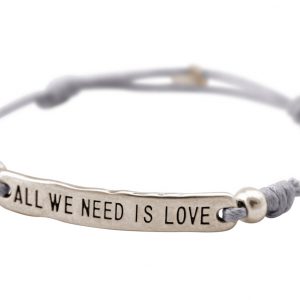 Gemshine - Damen - Armband - Gravur - ALL WE NEED IS LOVE - Silber - Nude