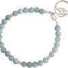 GEMSHINE Damenarmband aus 925 Silber mit YOGA Lotusblume und Aquamarinen hervorragender Qualität und Farbe. Made in Madrid / Spanien. Im eleganten Schmucketui mit Geschenkverpackung geliefert.