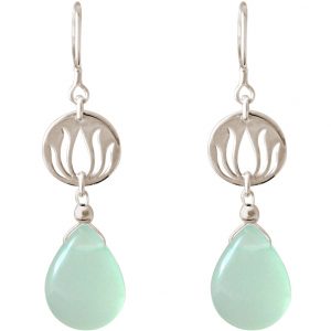 GEMSHINE Damenohrringe aus 925 Silber mit YOGA Mandala Lotusblumen und Chalzedon hervorragender Qualität und Farbe. Made in Madrid / Spanien. Im eleganten Schmucketui mit Geschenkverpackung geliefert.