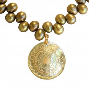 Gemshine - Damen - Halskette - Anhänger - Medaillon - Perlen - Perlmutt - Vergoldet - Bronze - 3 cm